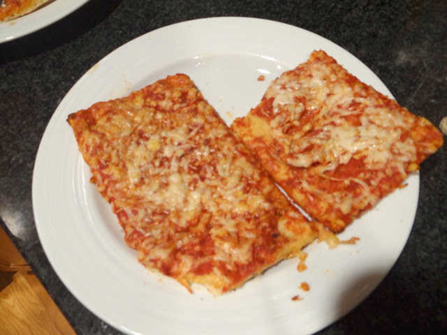 Ellio’s Delicious Pizza Review-Giveaway! 2 winner=5 boxes of Ellio's