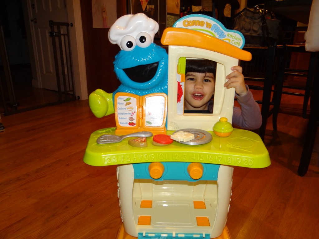 Sesame Street Come N Play Cookie Monster Kitchen Cafe Review Sesame Street Come N Play Cookie Monster Kitchen Cafe Review
