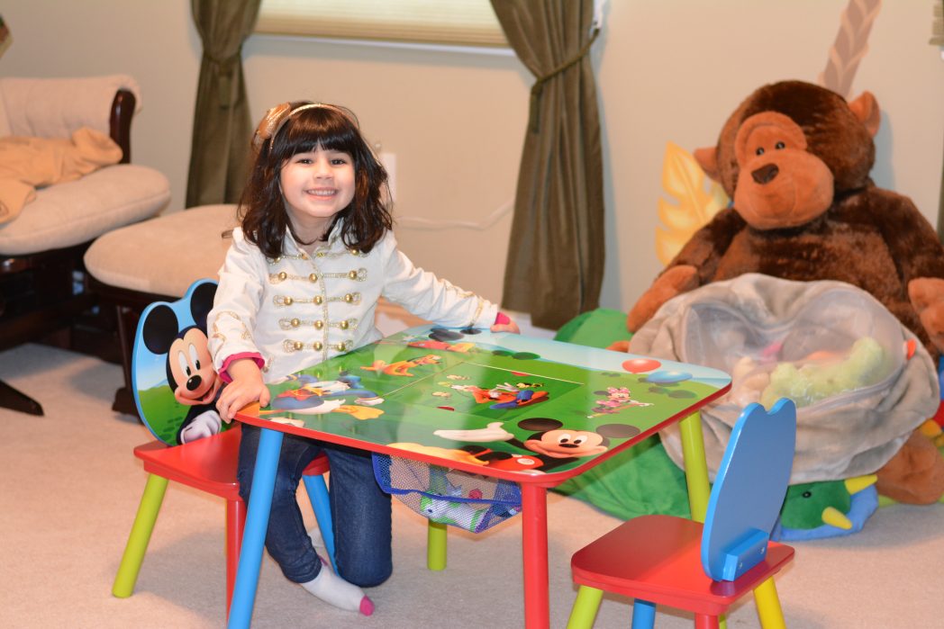 children's mickey mouse table and chairs