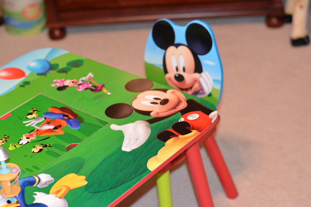 Delta Mickey Mouse Table and Chair Set