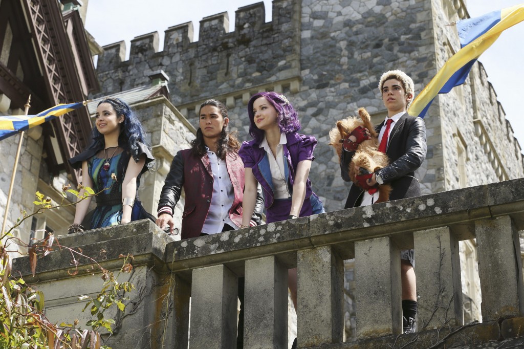 SOFIA CARSON, BOOBOO STEWART, DOVE CAMERON, CAMERON BOYCE