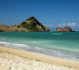 kuta-beach-lombok-270x238