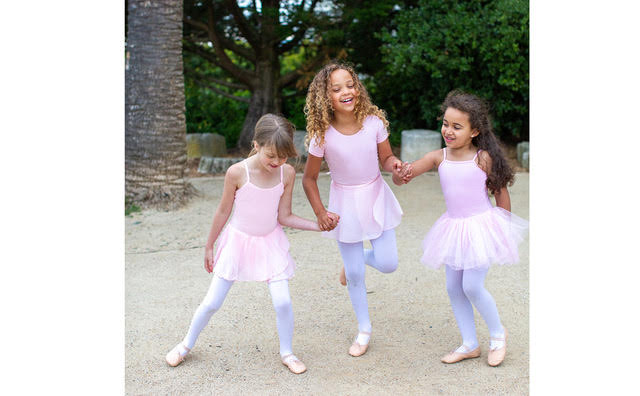 Stelleworld Girls Dancewear and a Stelle Leotard Ballerina Kit Giveaway!