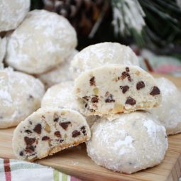 Chocolate Chip Pecan SnowFlake Cookie recipe!