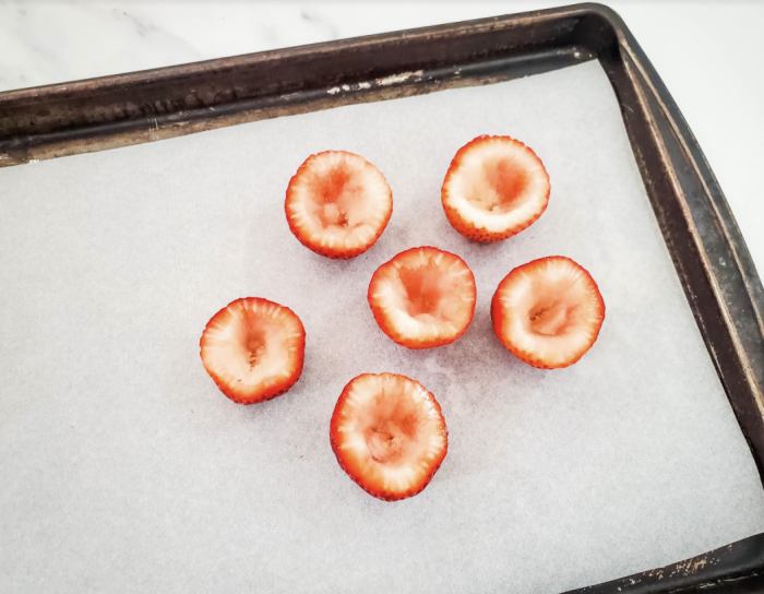 Chocolate Covered Strawberry Jello Shots Recipe! 