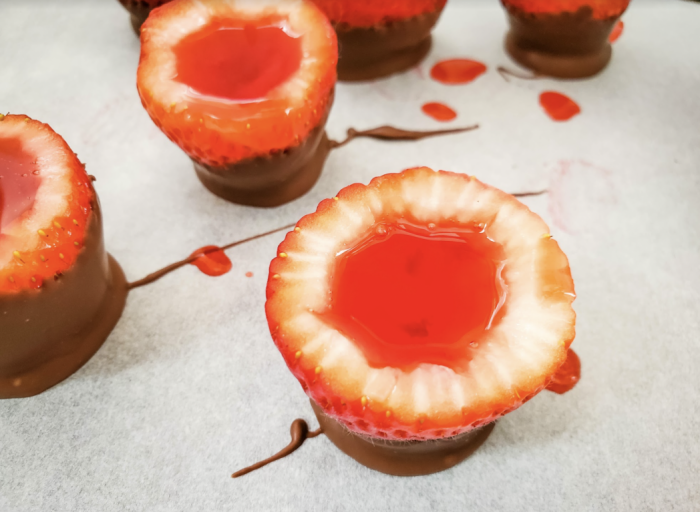 Chocolate Covered Strawberry Jello Shots Recipe! 