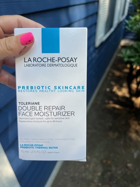 La Roche Posay USA Skincare line is AMAZING! La Roche Posay cleanser to the rescue!