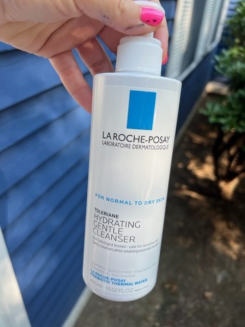 La Roche Posay USA Skincare line is AMAZING! La Roche Posay cleanser to the rescue!