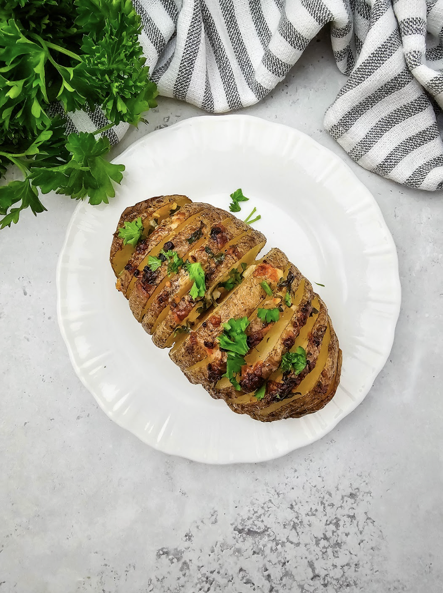 Garlic Parmesan Hassleback Potatoes Recipe!